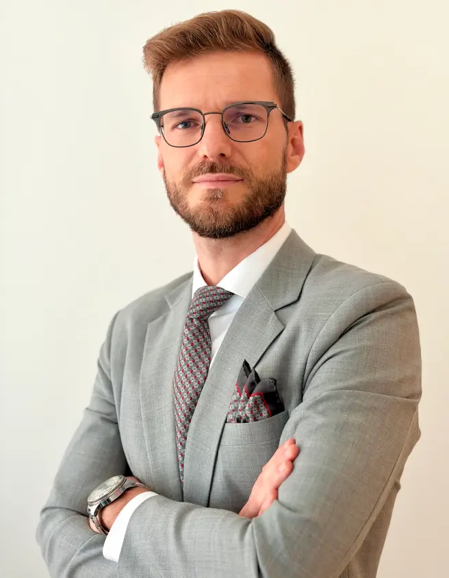 Portrait of Josip Roca, Founder and Managing Director of RoRay Advisory